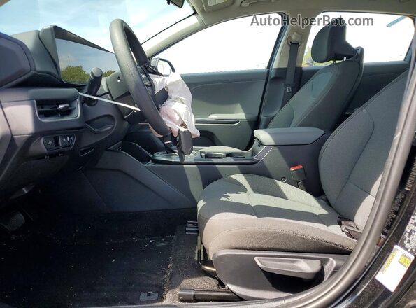 3KPFT4DE2SE211063 2025 KIA K4 Black 