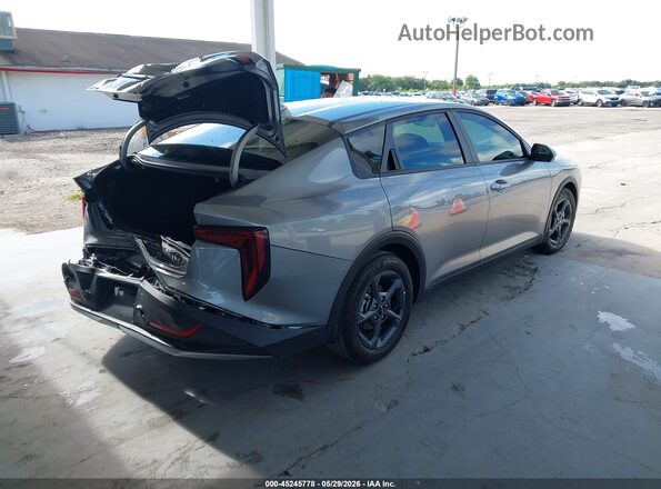 3KPFT4DE2TE262628 2026 KIA K4 Gray უკანა მარჯვენა