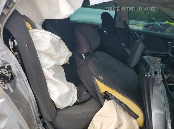 3KPFT4DE3SE012359 2025 KIA K4 Silver Հետևի նստատեղերի տեսք
