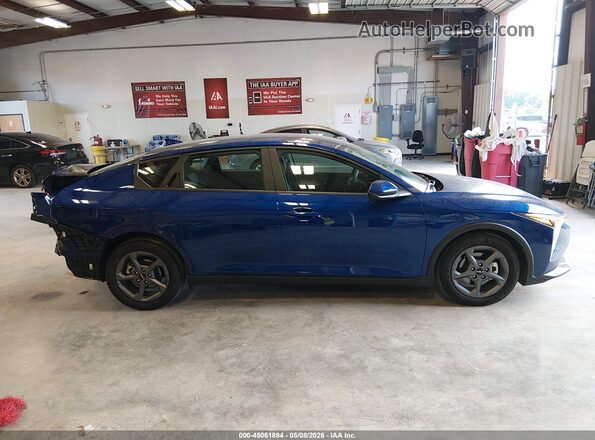 3KPFT4DE3SE177912 2025 KIA K4 Blue Панорамний вид салону 360°
