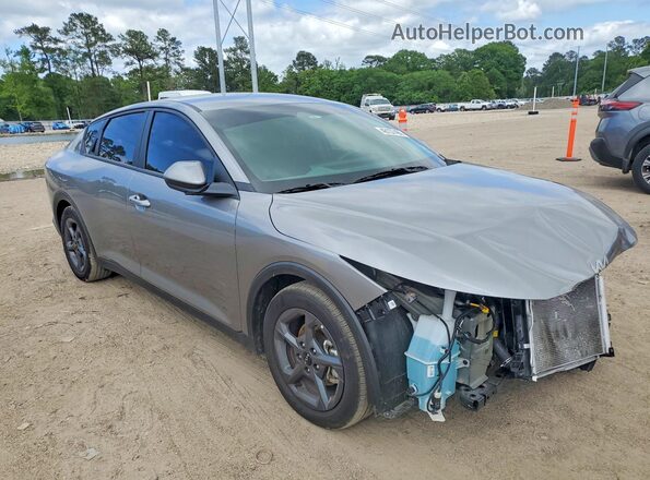 3KPFT4DE3SE192409 2025 KIA K4 Gray Front right