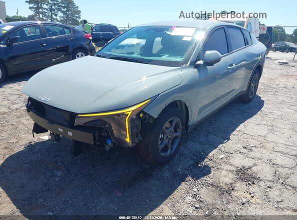 3KPFT4DE3SE226896 2025 KIA K4 Gray Առջևի ձախ երեք քառորդ տեսարան
