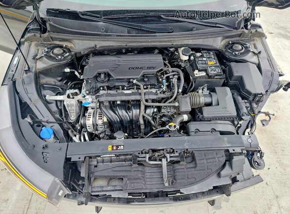 3KPFT4DE4SE019711 2025 KIA K4 Black უკანა სალონის ხედი