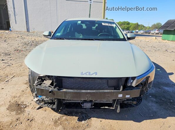 3KPFT4DE6SE103898 2025 KIA K4 Silver Front view