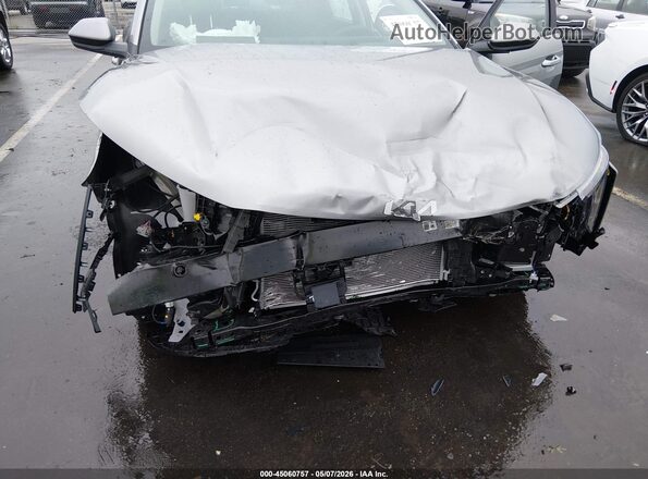 3KPFT4DE7TE292045 2026 KIA K4 Gray Widok z przodu
