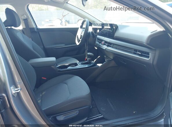 3KPFT4DE8SE227736 2025 KIA K4 Серый Вид салона спереди