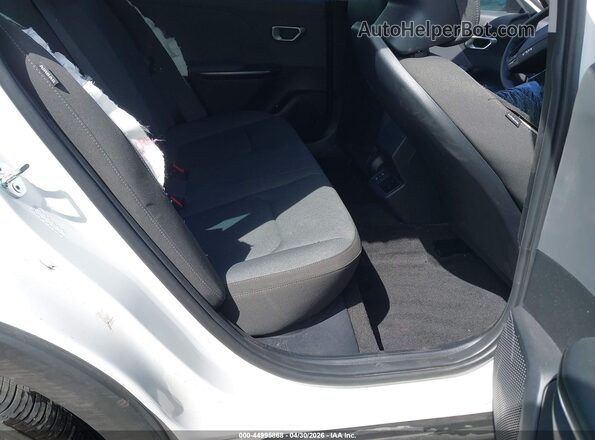 3KPFT4DE8SE247226 2025 KIA K4 White VIN კოდის სტიკერის ხედი