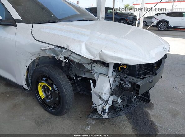 3KPFU4DE0SE025342 2025 KIA K4 White Front view