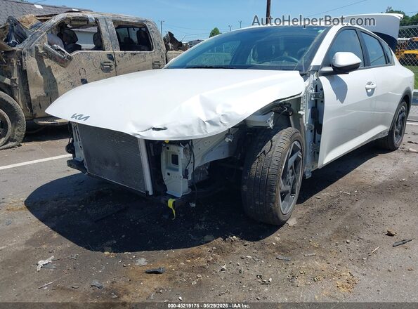 3KPFU4DE5SE006480 2025 KIA K4 White Вид спереду