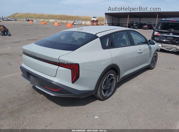 3KPFU4DE6SE137997 2025 KIA K4 Green Rear right