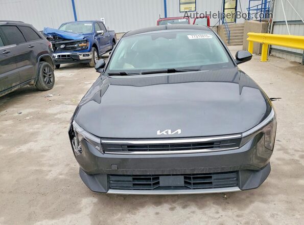 3KPFU4DE7SE032806 2025 KIA K4 Gray Front view