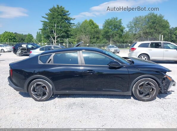 3KPFU4DE8SE012306 2025 KIA K4 Black Widok wnętrza z tyłu