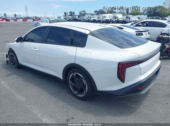 3KPFU4DE8SE072635 2025 KIA K4 White 