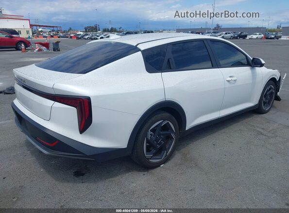 3KPFU4DE8SE072635 2025 KIA K4 White 