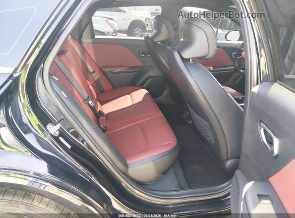3KPFW4DC2SE110658 2025 KIA K4 Black VIN sticker view