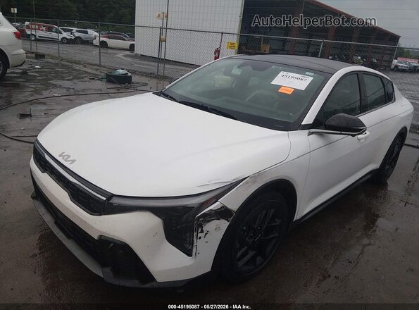 3KPFW4DC9SE070465 2025 KIA K4 White Przód lewy