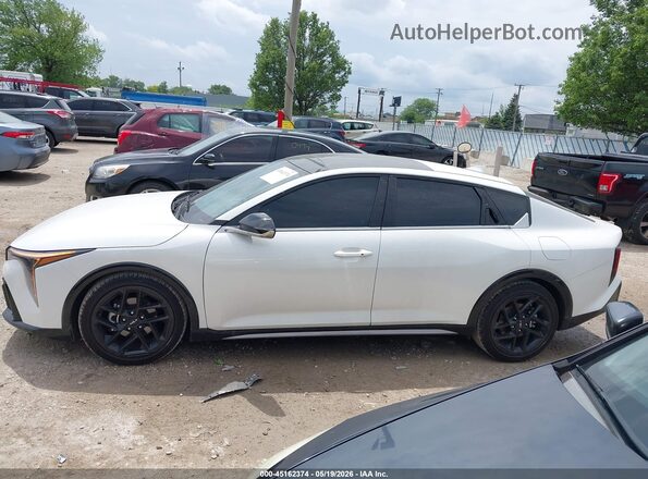 3KPFW4DE4SE093847 2025 KIA K4 White 