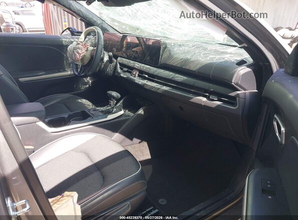 3KPFW4DEXSE043096 2025 KIA K4 Gray Սալոնի դիմացի տեսք