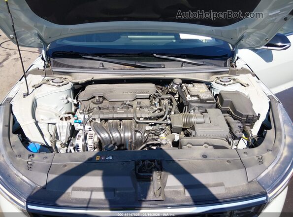 3KPFW4DEXSE100008 2025 KIA K4 Gray Հետևի տեսք
