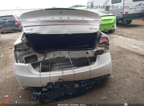 3LN6L2G94GR631695 2016 LINCOLN MKZ White 