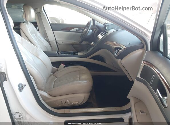 3LN6L2LU6GR627710 2016 LINCOLN MKZ HYBRID White წინა სალონის ხედი
