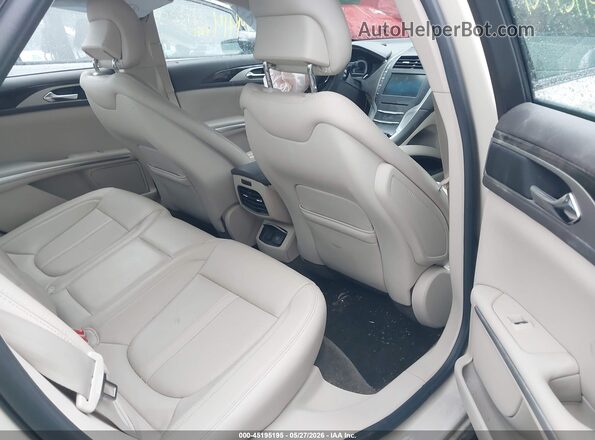 3LN6L2LUXGR623529 2016 LINCOLN MKZ HYBRID Cream Widok naklejki z numerem VIN