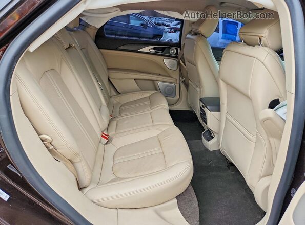 3LN6L5F92LR621972 2020 LINCOLN MKZ Maroon Вид задніх сидінь