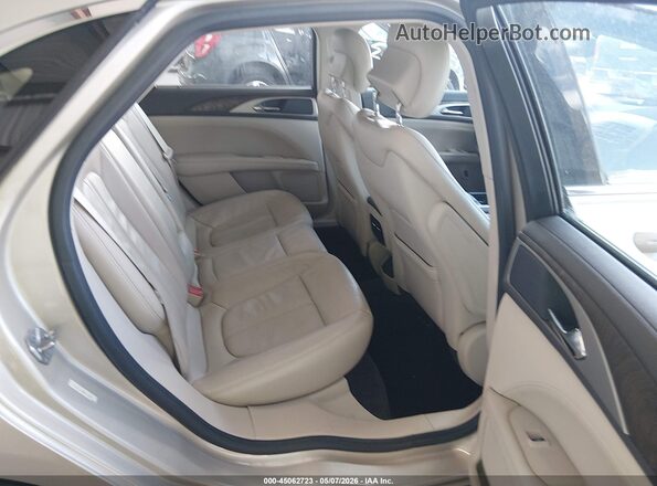 3LN6L5LUXHR631570 2017 LINCOLN MKZ HYBRID Cream VIN კოდის სტიკერის ხედი