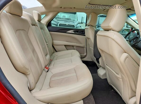 3LN6L5LUXLR619007 2020 LINCOLN MKZ Red Вид задніх сидінь