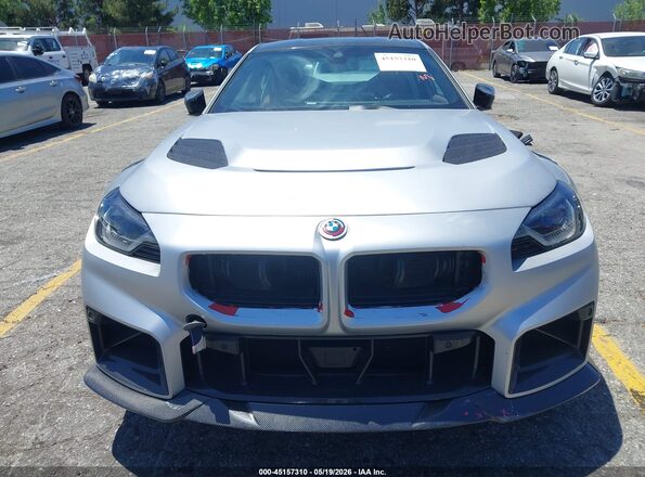 3MF13DM05R8D89408 2024 BMW M2 Silver Widok z przodu