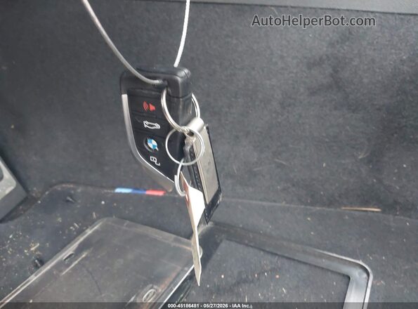 3MF23DM01T8G02818 2026 BMW M2 Red Vista del salpicadero