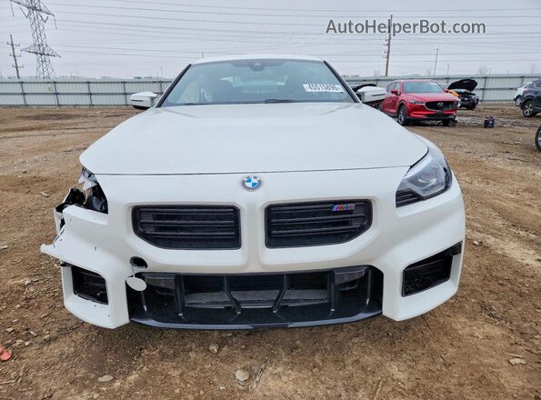 3MF23DM03T8F89229 2026 BMW M2 White Դիմացի տեսք