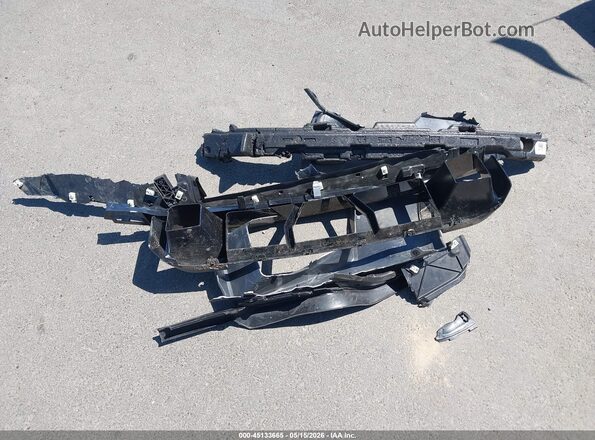 3MF23DM06S8F57745 2025 BMW M2 Gray Vista del cuadro de instrumentos
