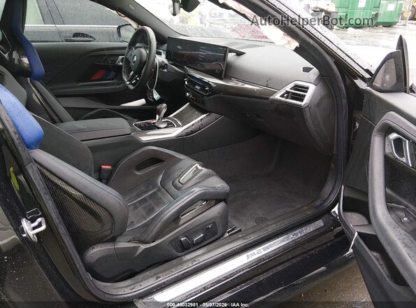 3MF23DM09S8F54919 2025 BMW M2 Black Front interior view