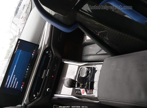 3MF23DM09S8F54919 2025 BMW M2 Black 360 interior view