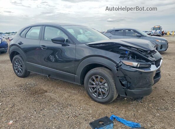 3MVDMBAL1TM145090 2026 MAZDA CX-30 Черный Передняя правая четверть