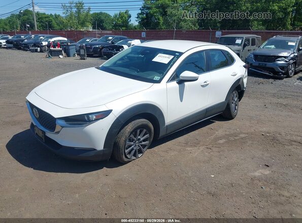 3MVDMBAM9RM668651 2024 MAZDA CX-30 White Vista tres cuartos delantera izquierda