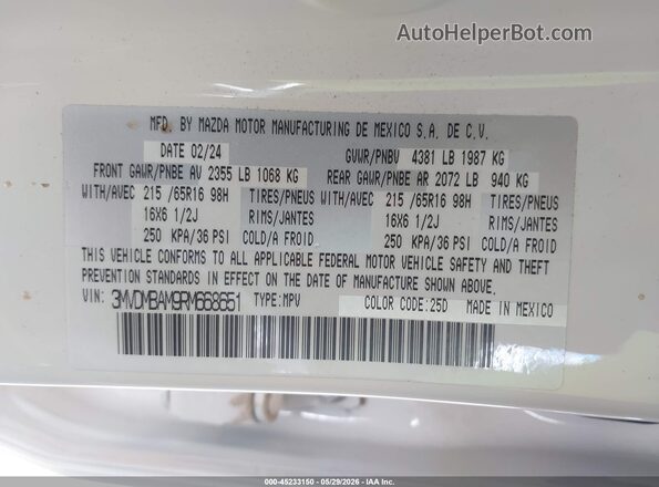 3MVDMBAM9RM668651 2024 MAZDA CX-30 White Vista del compartimento del motor