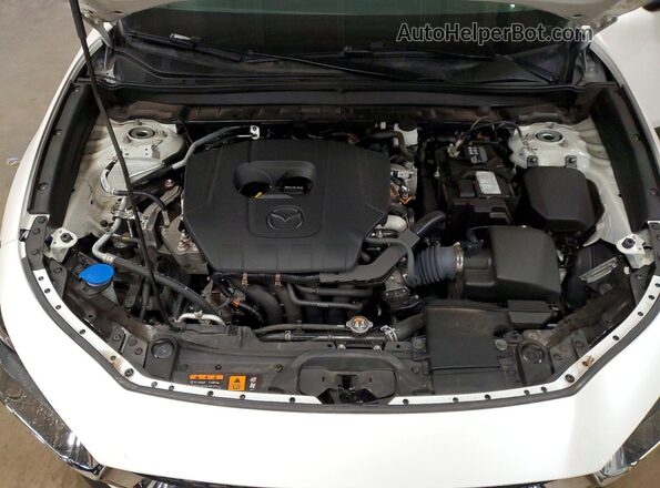 3MVDMBAMXRM644942 2024 MAZDA CX-30 White ძრავის განყოფილების ხედი