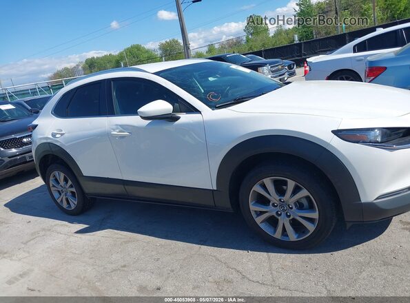 3MVDMBBL6NM413083 2022 MAZDA CX-30 White Vista interior trasera