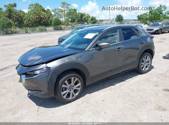 3MVDMBBM9PM579948 2023 MAZDA CX-30 Gray Vista tres cuartos delantera izquierda
