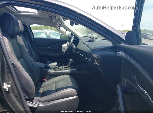 3MVDMBCL0MM255191 2021 MAZDA CX-30 Gray Front interior view