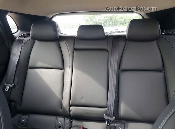 3MVDMBCL9TM134710 2026 MAZDA CX-30 Красный Вид задних сидений