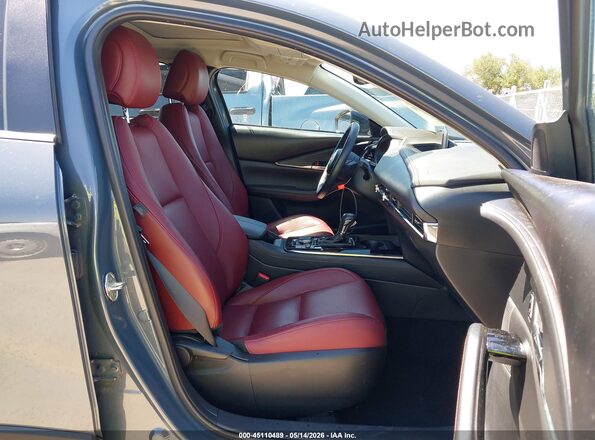 3MVDMBCM0PM556976 2023 MAZDA CX-30 Зеленый Вид салона спереди