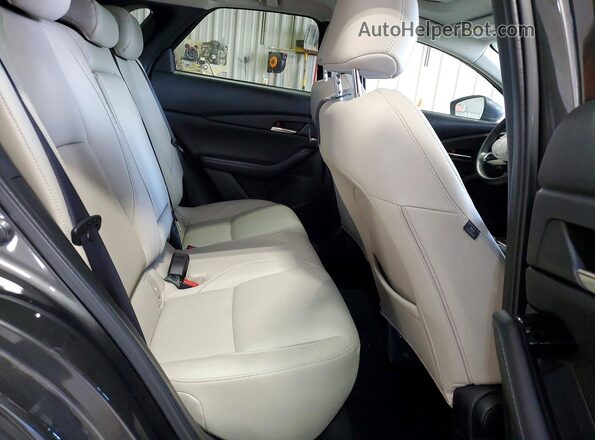 3MVDMBCM0RM671015 2024 MAZDA CX-30 Gray Widok wnętrza z tyłu