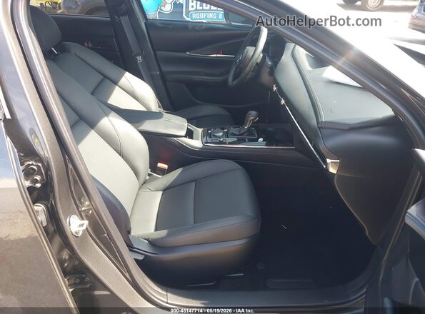 3MVDMBCM3PM586537 2023 MAZDA CX-30 Gray Front interior view