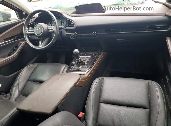 3MVDMBEYXNM438771 2022 MAZDA CX-30 Red Вид панелі приладів
