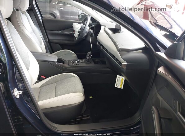 3MVDMBXL8TM147944 2026 MAZDA CX-30 Синий Вид салона спереди
