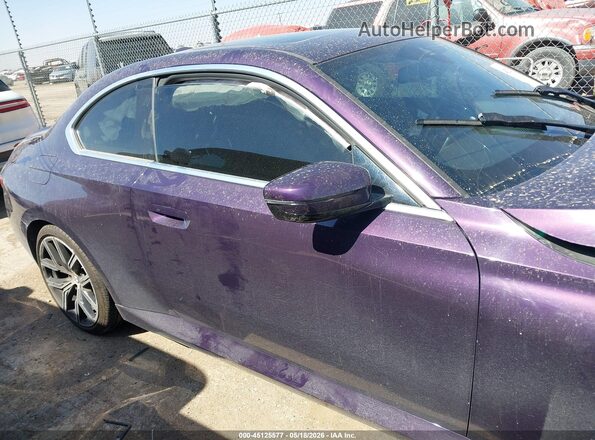 3MW23CM03N8C49415 2022 BMW 2 SERIES Purple Սալոնի հետևի տեսք