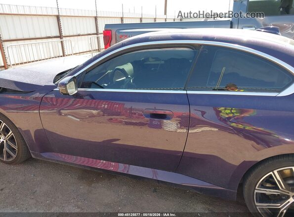 3MW23CM03N8C49415 2022 BMW 2 SERIES Purple Սալոնի 360 աստիճան տեսք